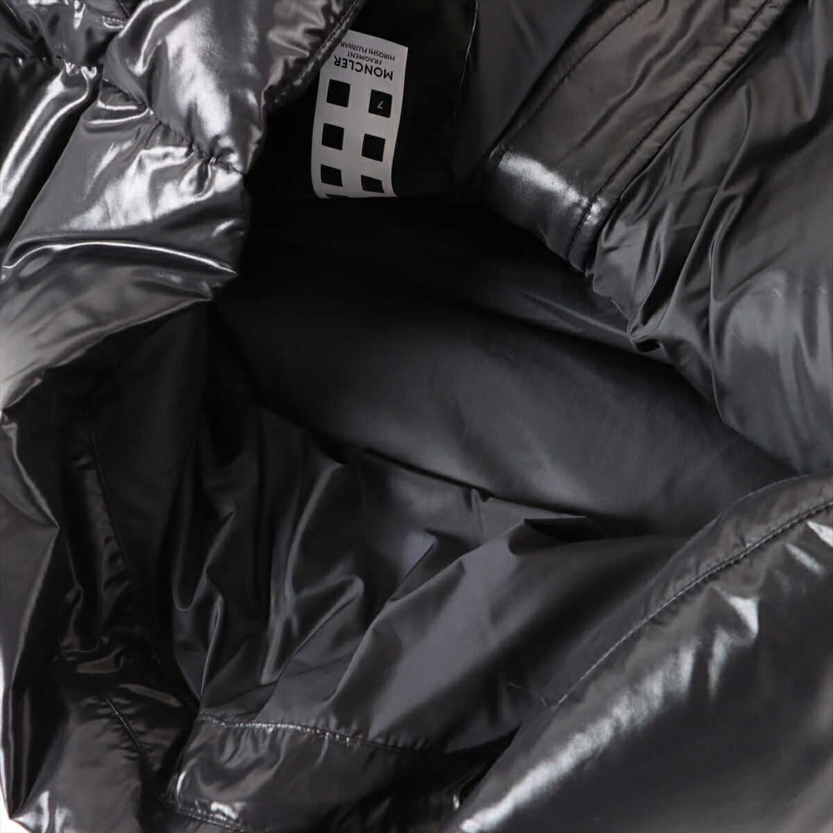 20AW モンクレール ジーニアス7 フラグメント ニーウポールト オーバーサイズ ダウン ジャケット 3 E209U4130400 メンズ MMT 1010-E2