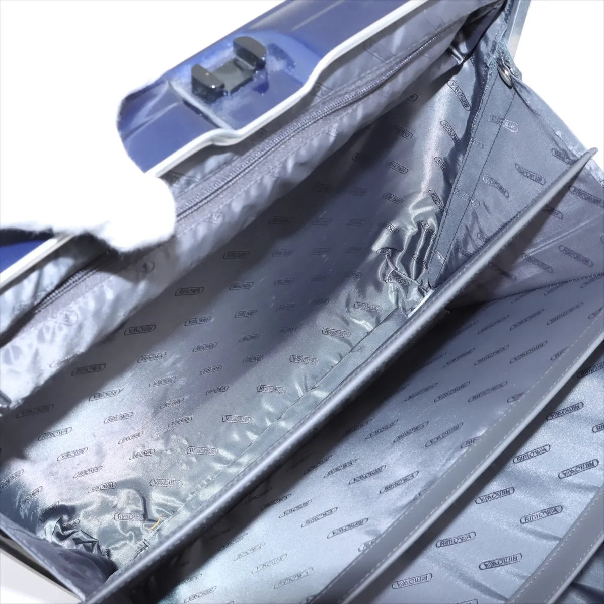 美品 リモワ リンボ ポリカーボネート スーツケース キャリーケース トラベル バッグ 出張 旅行 ビジネス メンズ EEE CV51-5