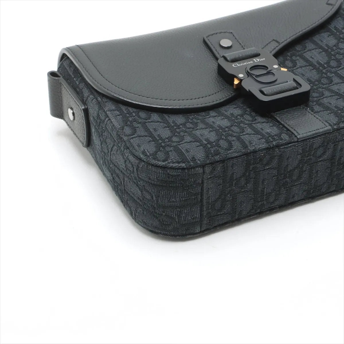 美品 クリスチャンディオール サドル レザー ミニ メッセンジャー ショルダーバッグ 斜め掛け ビジネス ブラック メンズ EEE CT51-9