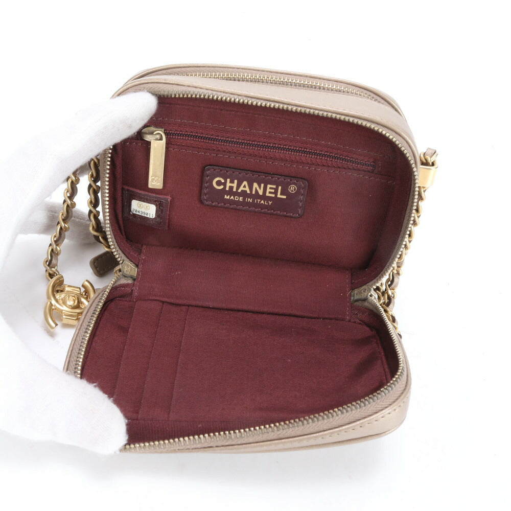 新品同様 シャネル ギャランティ シリアル付 マトラッセ ラム レザー ココボーイ カメラバッグ ショルダー レディース EEE BT9-6