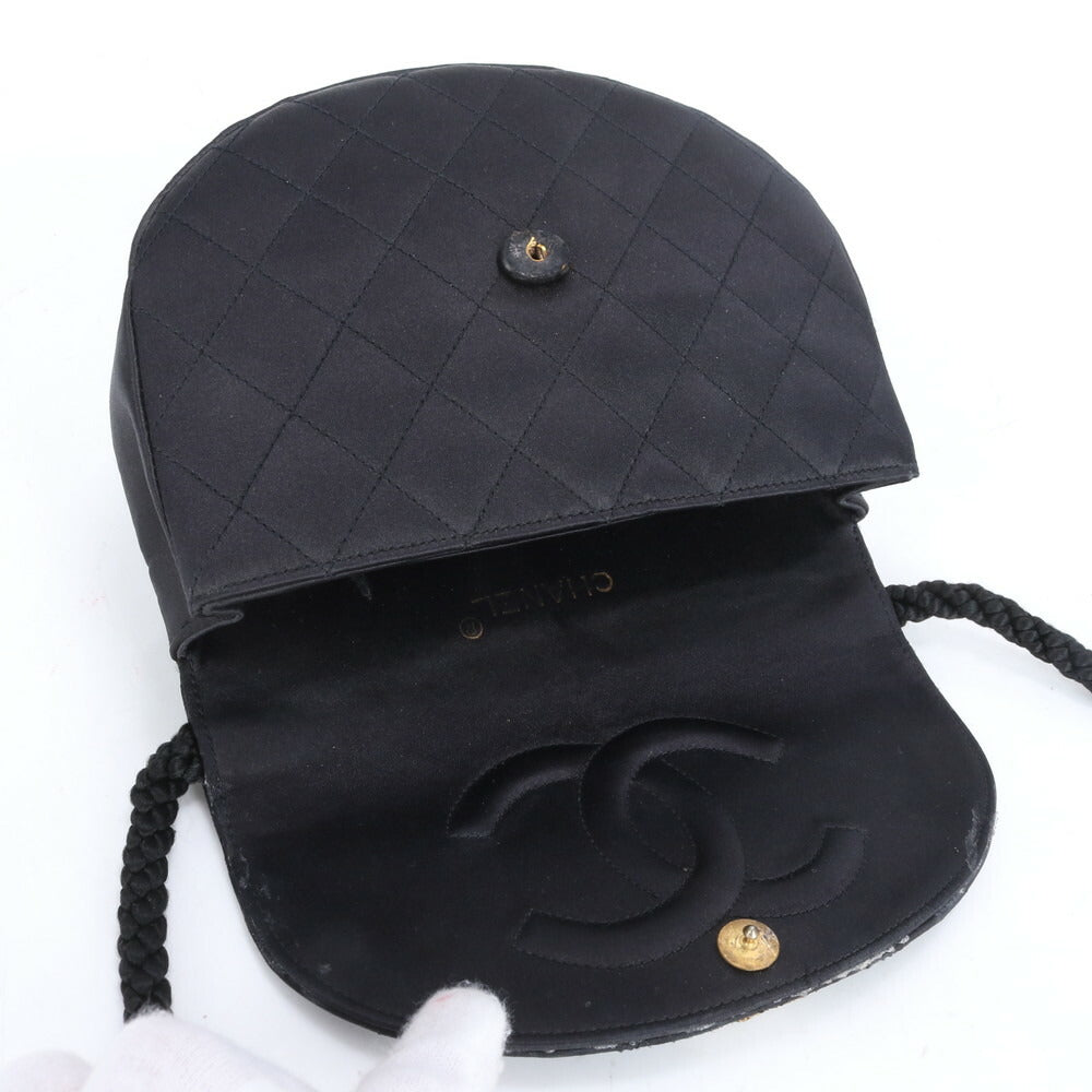 美品 シャネル シリアルシール付 マトラッセ サテン ハーフムーン ラインストーン ショルダーバッグ 斜め掛け 黒 レディース RUE CF24-5