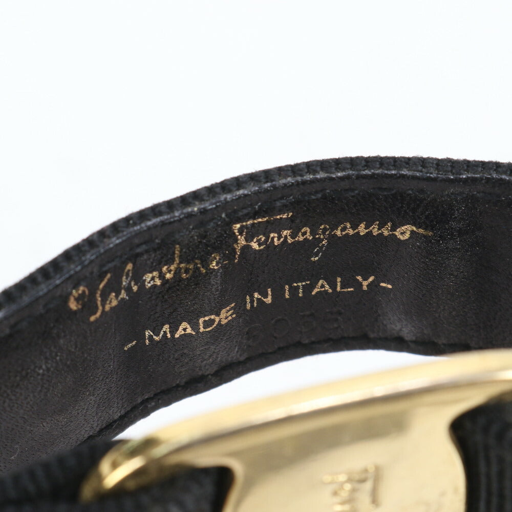 美品 サルヴァトーレフェラガモ ヴァラリボン キーホルダー キーリング ブラック 黒 ゴールド レディース MMM CL87-46