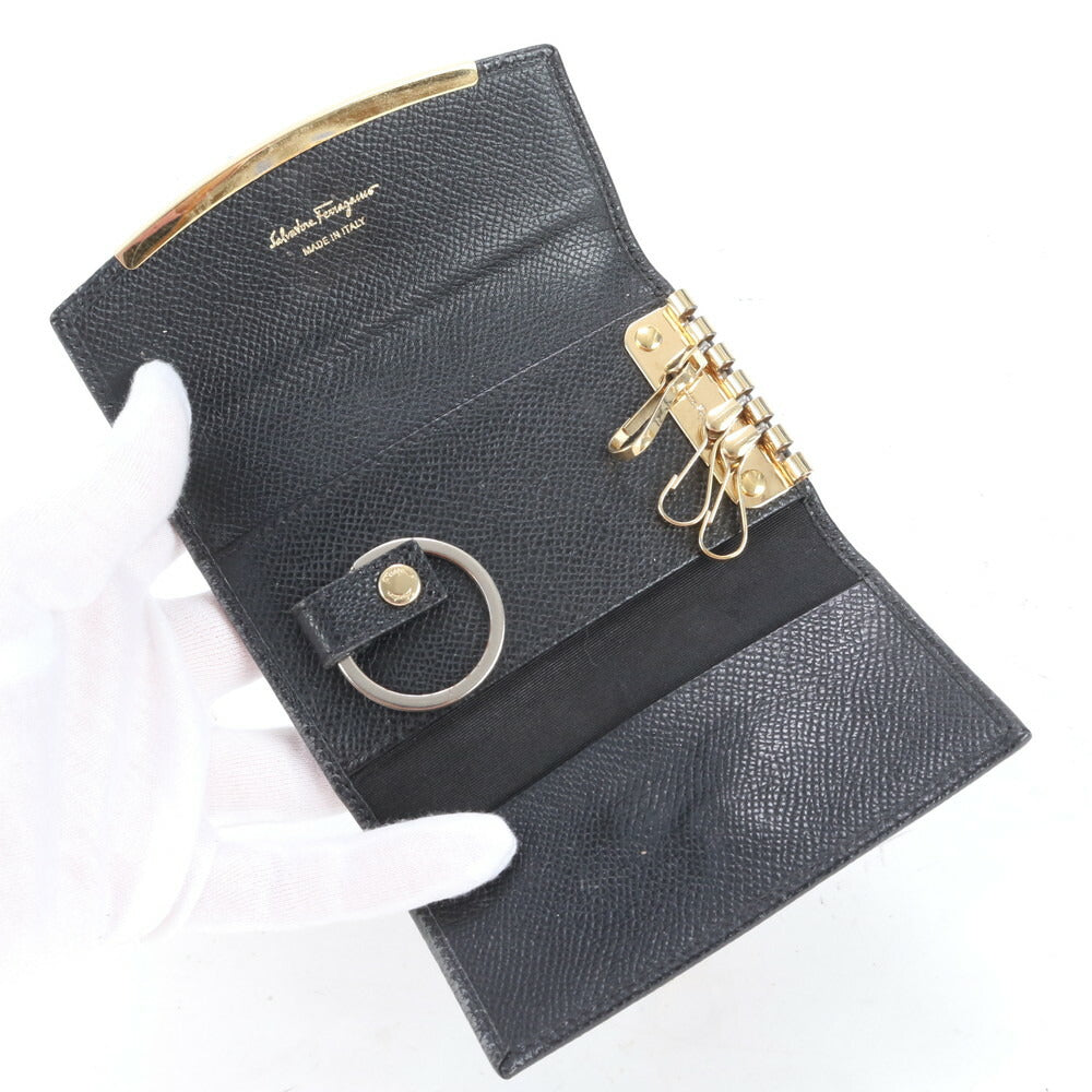 サルヴァトーレフェラガモ ガンチーニ レザー キーケース 6連 キーリング 本革 ブラック 黒 メンズ レディース EUM CP20-5