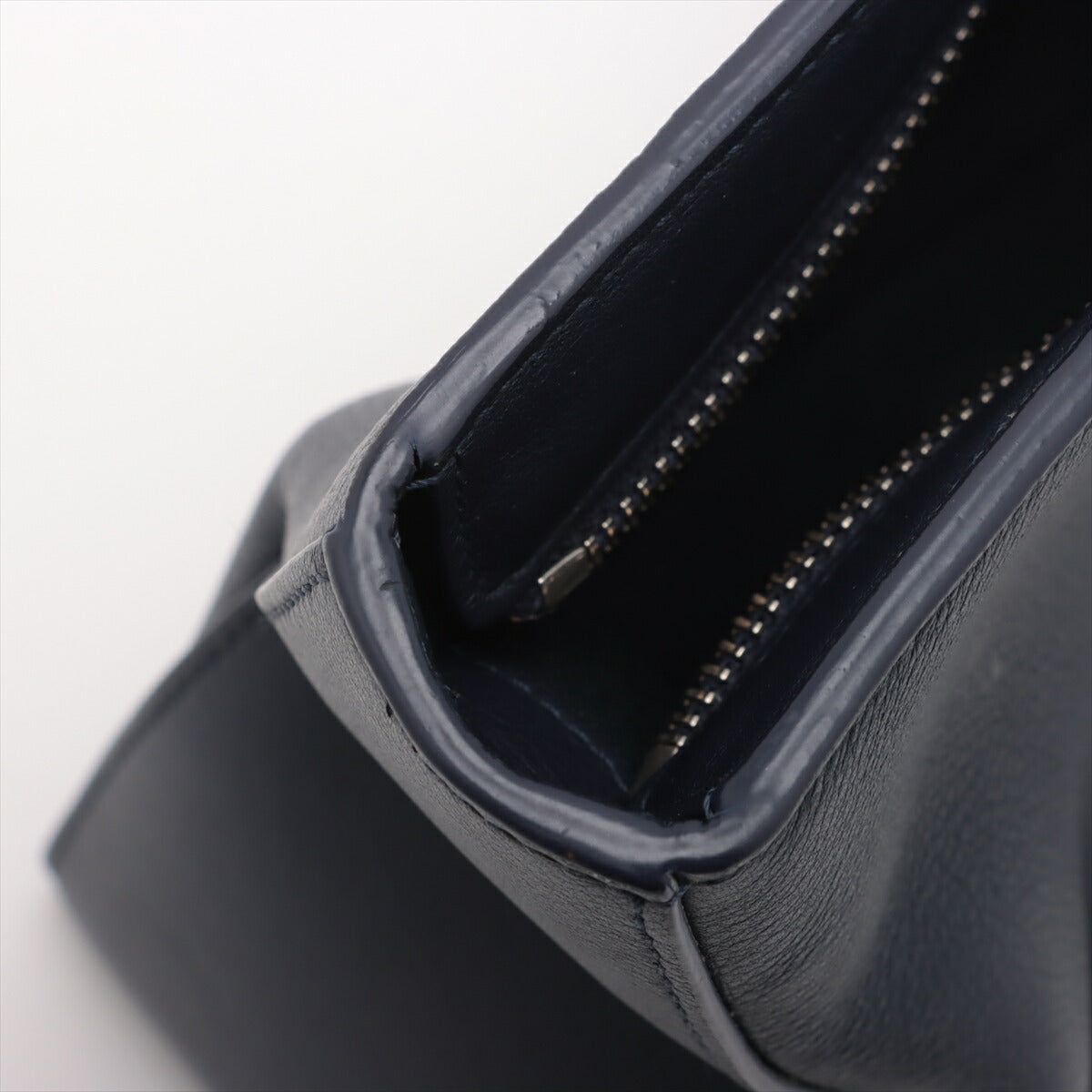 極美品 サルヴァトーレフェラガモ レザー クラッチ バッグ ハンド セカンド ポーチ トート ネイビー 紺 レディース EEE BV20-46