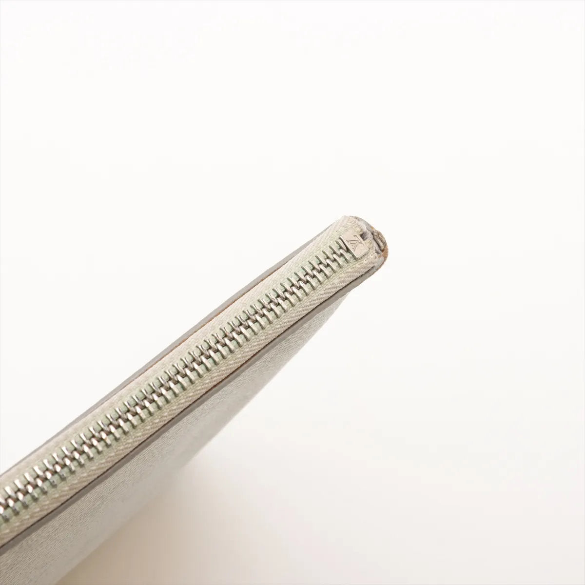 美品 ルイヴィトン モノグラム ホワイト ジップド ポーチ GM M68310 レザー セカンドバッグ クラッチ ポーチ メンズ MMM CV53-10