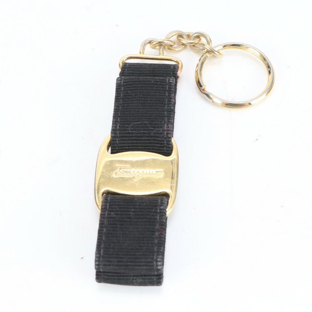 美品 サルヴァトーレフェラガモ ヴァラリボン キーホルダー キーリング ブラック 黒 ゴールド レディース MMM CL87-46