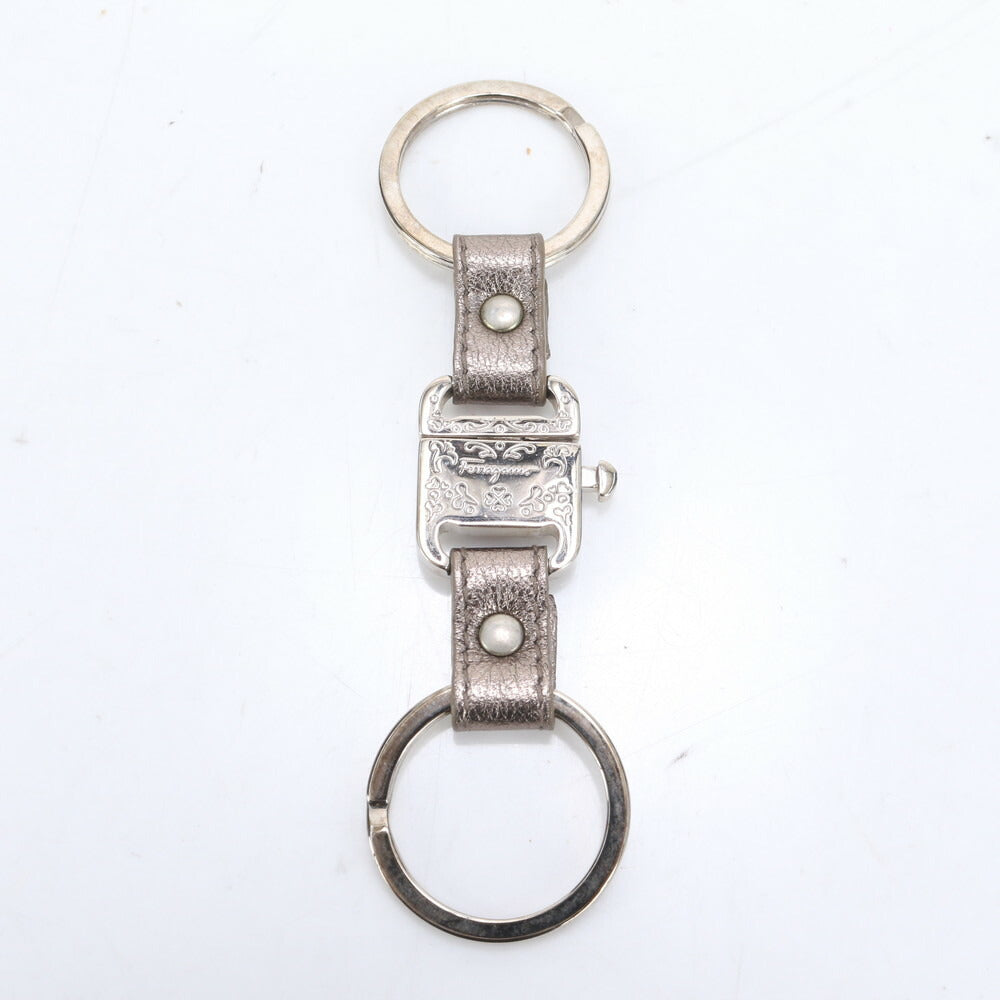 美品 サルヴァトーレ フェラガモ ヴァラ チャーム レザー キーリング シルバー メンズ レディース ERM CP27-2