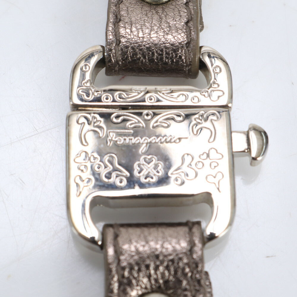 美品 サルヴァトーレ フェラガモ ヴァラ チャーム レザー キーリング シルバー メンズ レディース ERM CP27-2