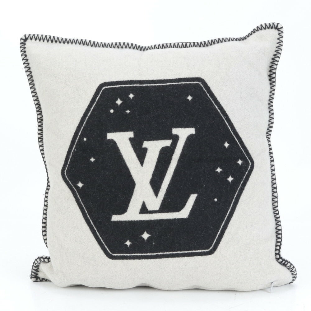 極美品 ルイヴィトン LV サテライト 宇宙飛行士 カシミヤ MP2248 クッション 座布団 メンズ レディース RUE CQ24-7