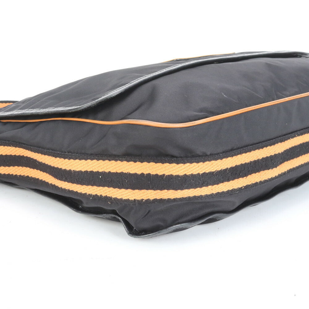 美品 グッチ レザー ショルダーバッグ 斜め掛け メッセンジャー ビジネス 通勤 A4 189666 ブラック 黒 メンズ ECE CQ33-3