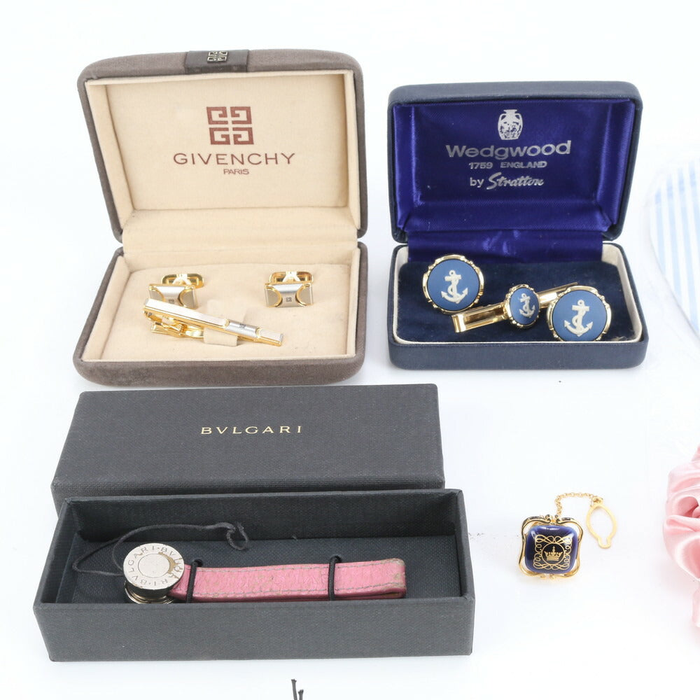 まとめ 15点 セット グッチ ブルガリ など アクセサリー チャーム うちわ レザー パスケース 腕時計 シュシュ レディース ERE CV13-3