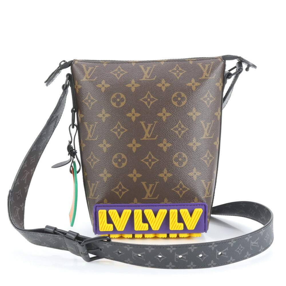 未使用 ルイヴィトン RFID付 モノグラム LVラバー クルーザー メッセンジャー M57966 レザー ショルダーバッグ メンズ EUE CV16-9