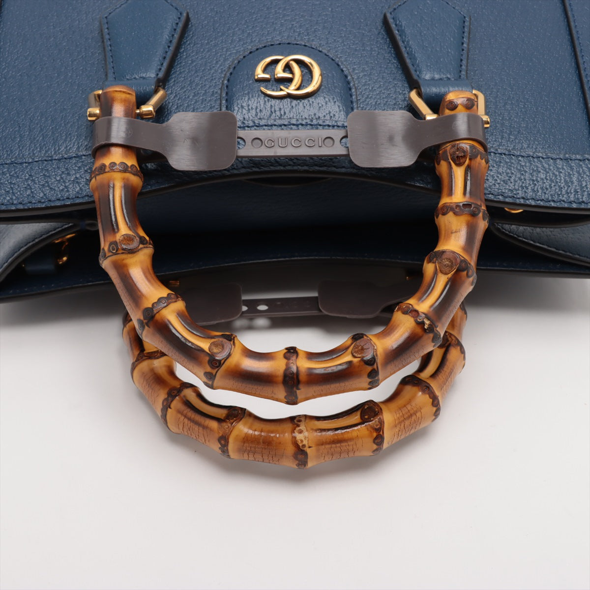 新品同様 グッチ バンブー ダイアナ スモール レザー 2WAY ハンドバッグ 斜め掛け ハンド トート 702721 レディース EEE BT30-66